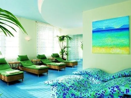 The Shoreline Sellin Sellin (Rugen)