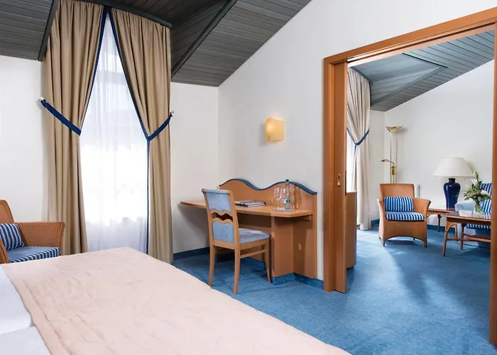 The Shoreline Sellin 4*