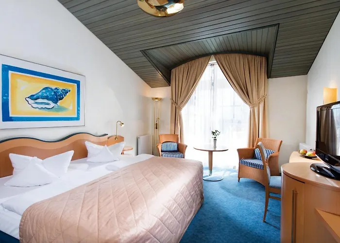 The Shoreline Sellin 4*